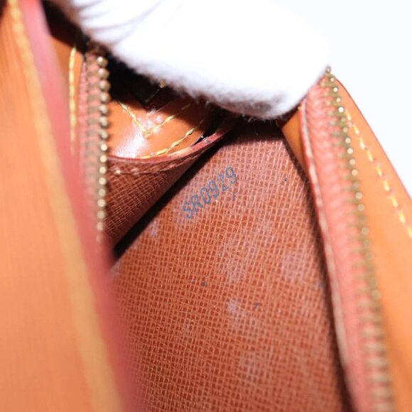 LOUIS VUITTON Epi Pochette Homme Clutch Bag Brown Zipangu Gold - Picture 16 of 16